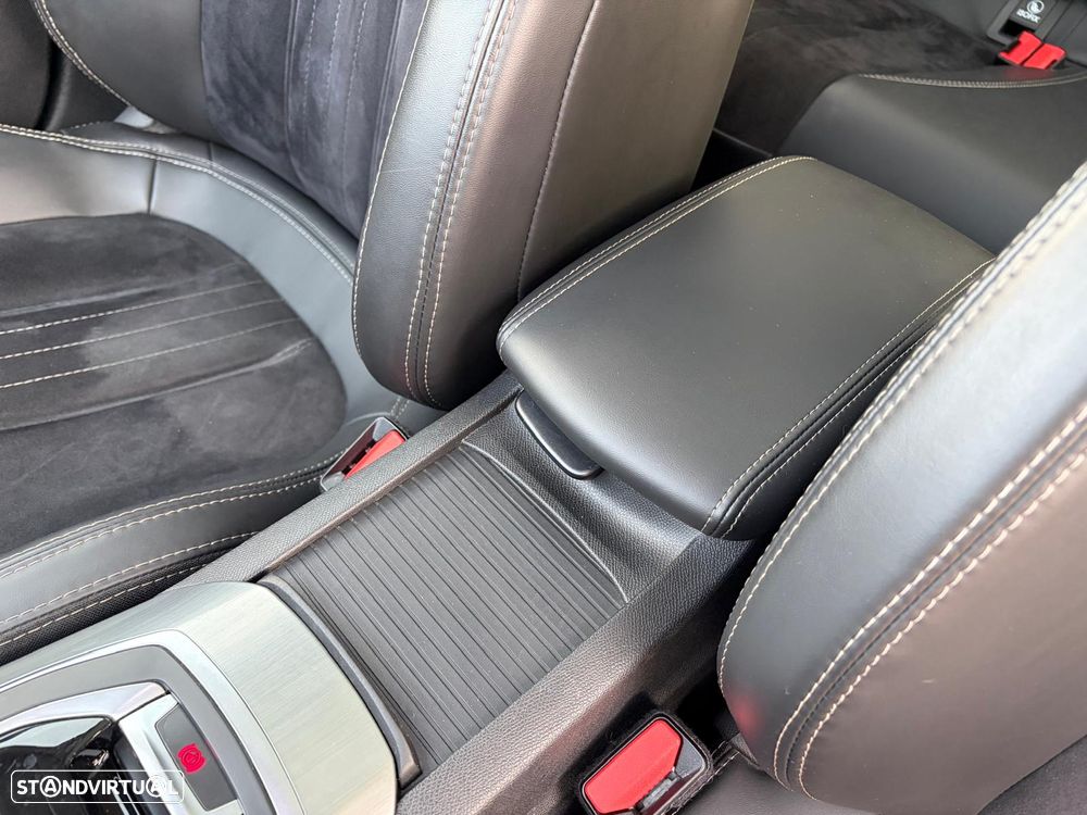 Peugeot 308 1.2 PureTech Allure J17 - 44