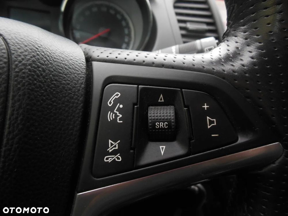 Opel Insignia 1.6 Turbo Cosmo - 19