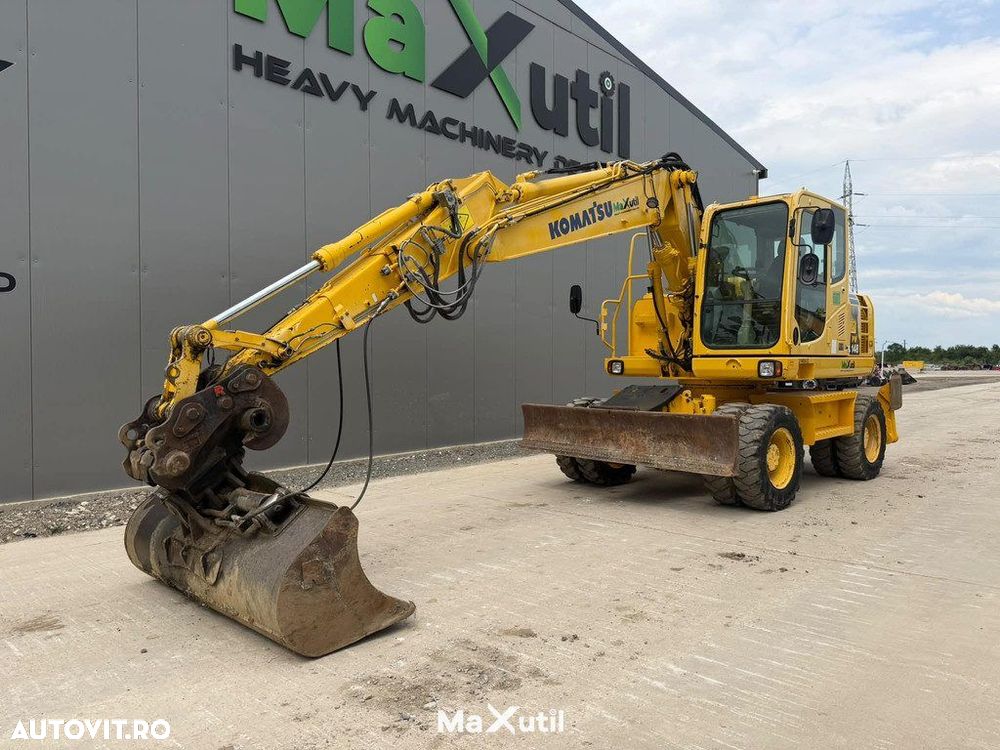 Komatsu PW148-8 Excavator pe Roti - 5