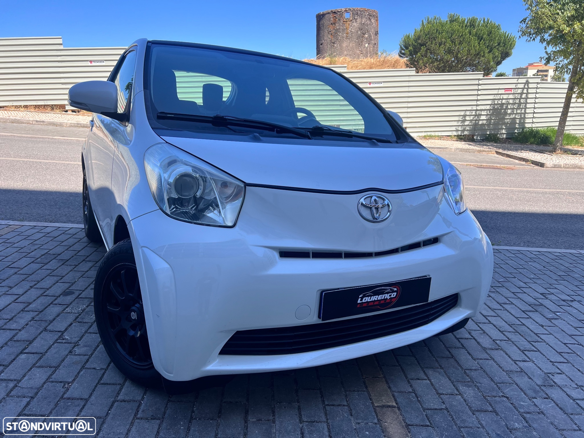 Toyota iQ 1.33 VVT-i 2 MultiDrive - 2