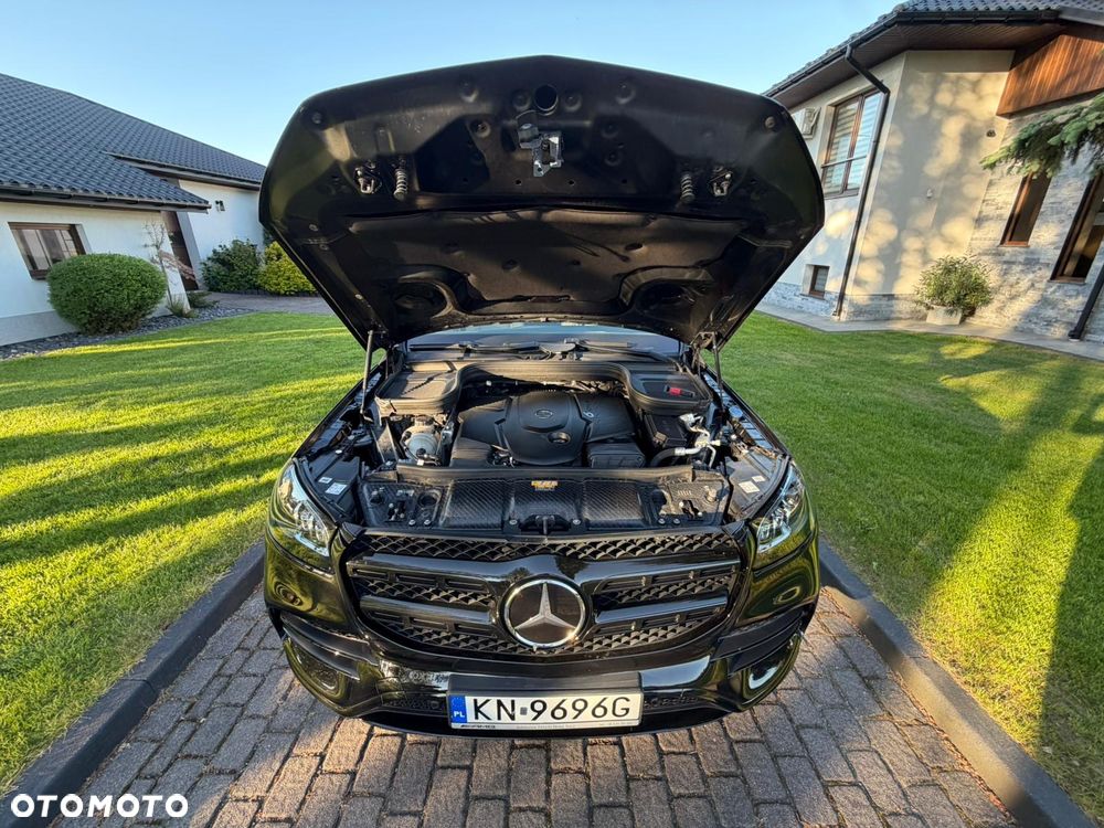 Mercedes-Benz GLS - 24