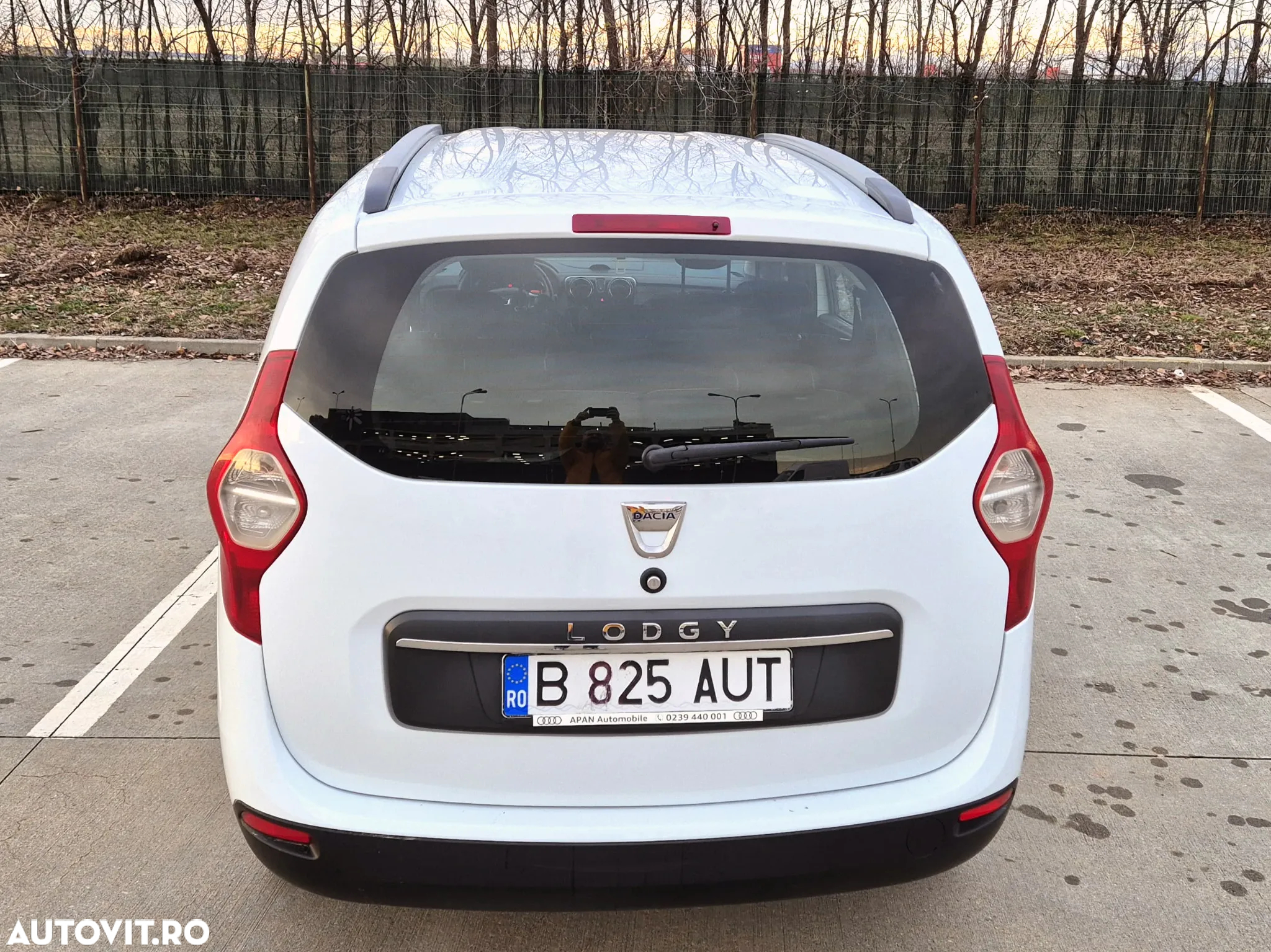Dacia Lodgy 1.6 SCe Laureate - 11
