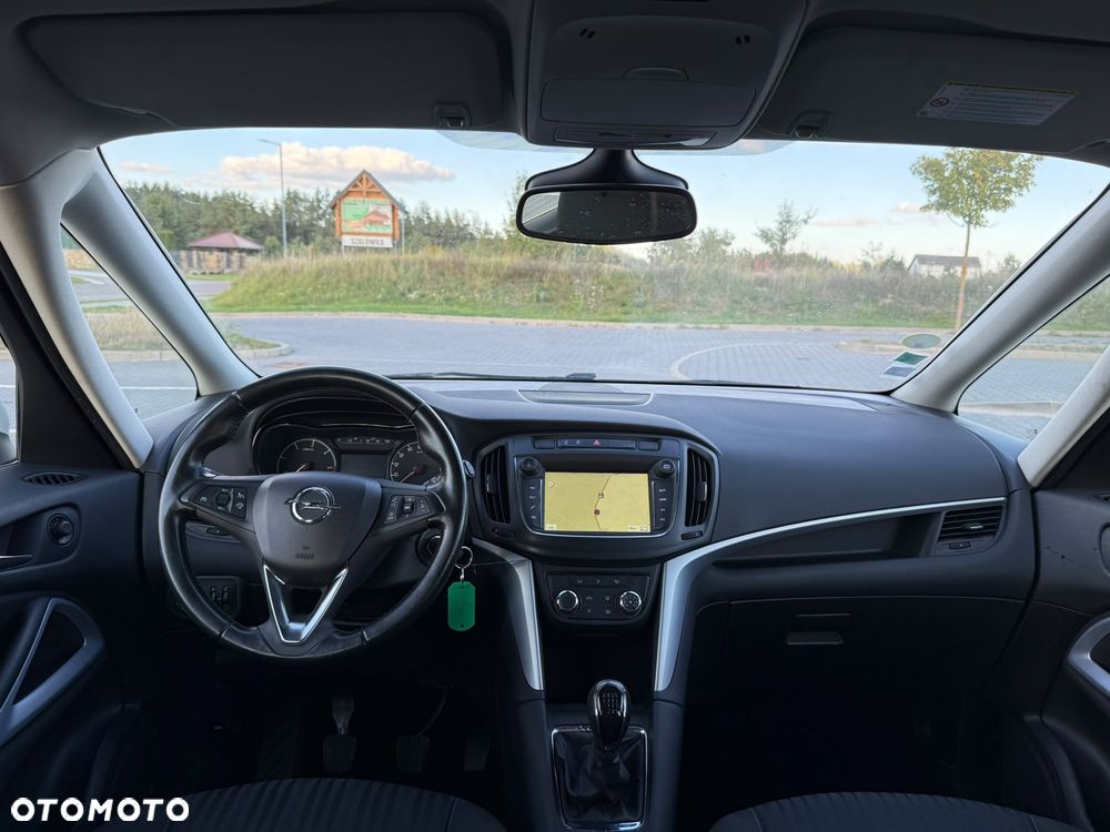 Opel Zafira - 33