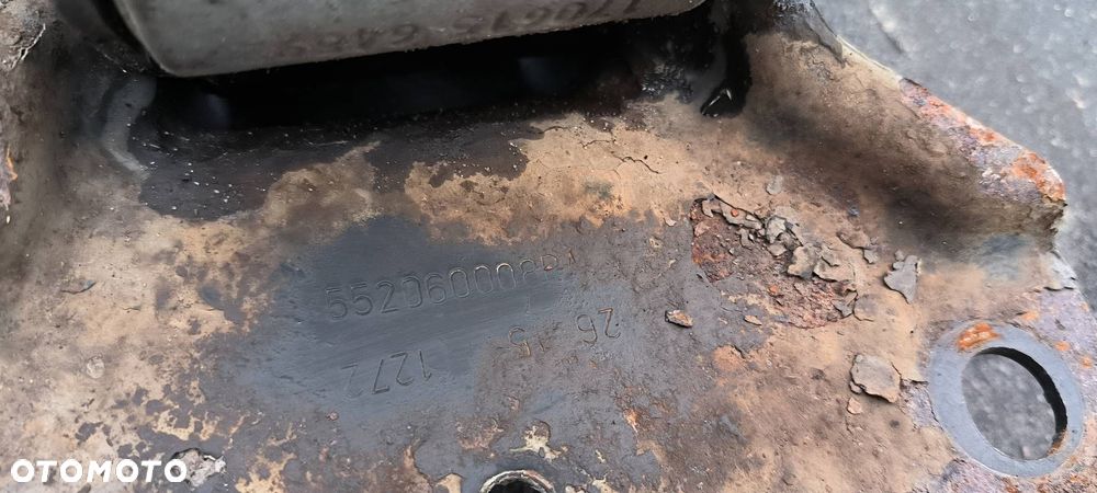 RESOR TYLNY RENAULT MASTER III - 6