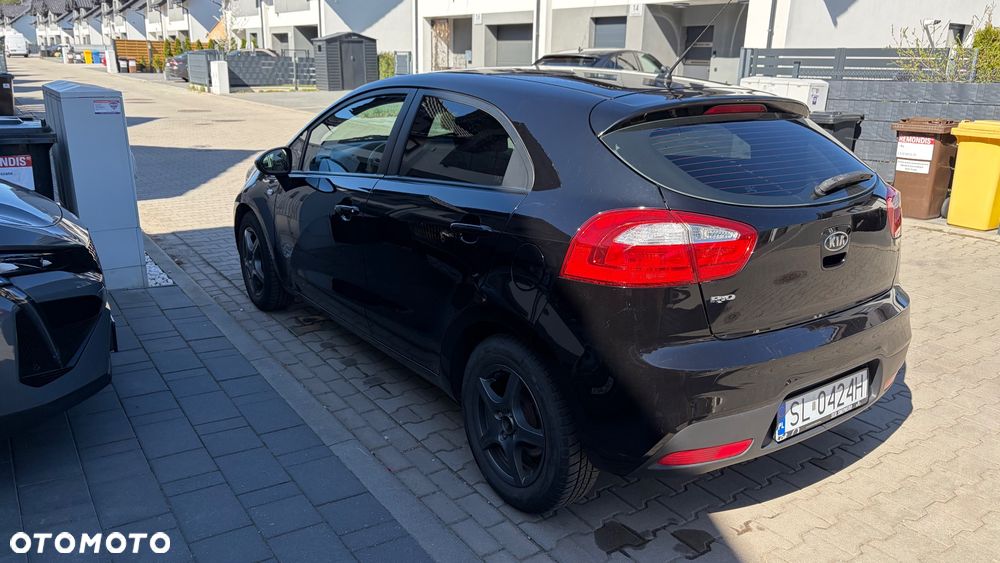 Kia Rio 1.2 M - 3