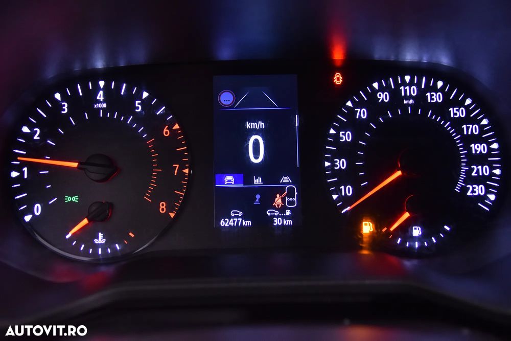 Renault Clio - 10