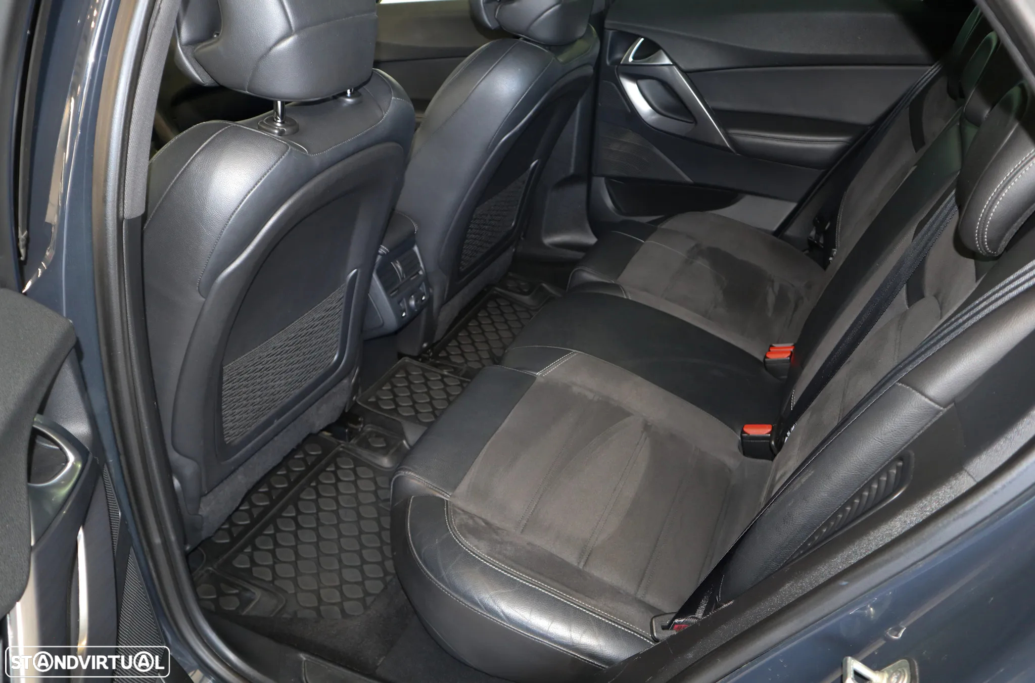 Citroën DS5 2.0 HDi Hybrid4 So Chic CMP6 - 7
