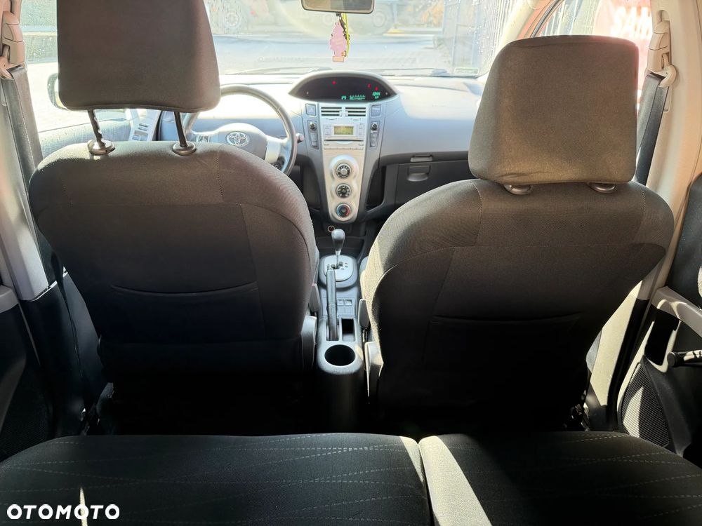 Toyota Yaris 1.3 Sol MM - 13