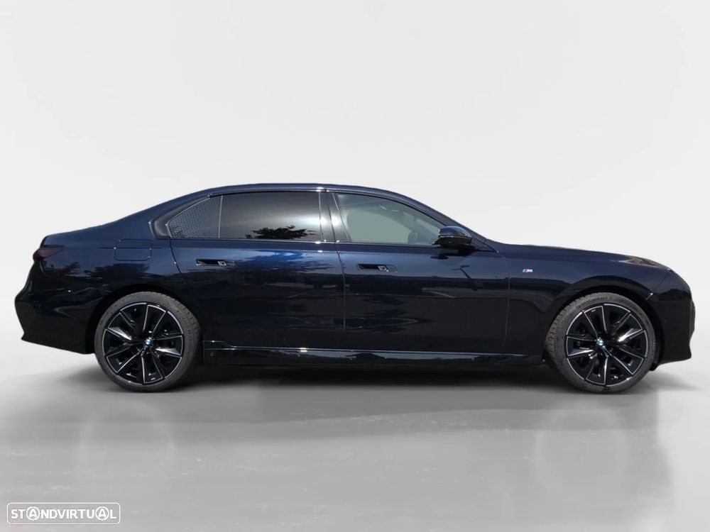 BMW i7 eDrive50 Pack Desportivo M Pro - 7