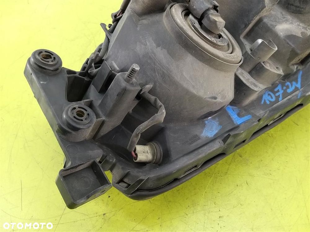Reflektor lampa przód lewa Subaru Forester  II 2002-2008 - 4