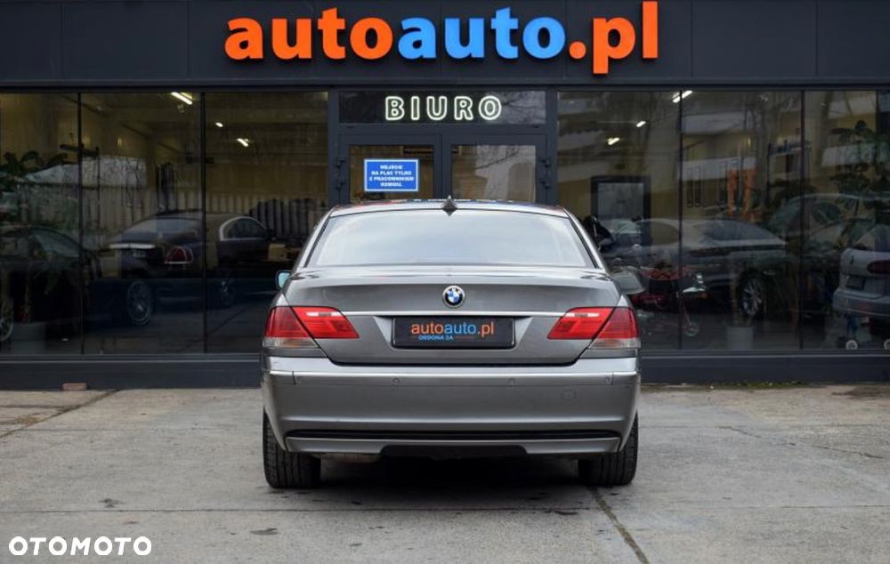 BMW Seria 7 - 17