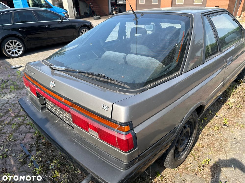 Nissan Sunny - 4