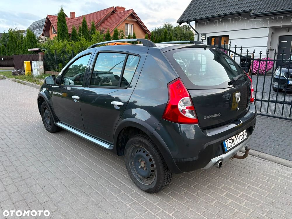 Dacia Sandero Stepway2 1.6 - 11