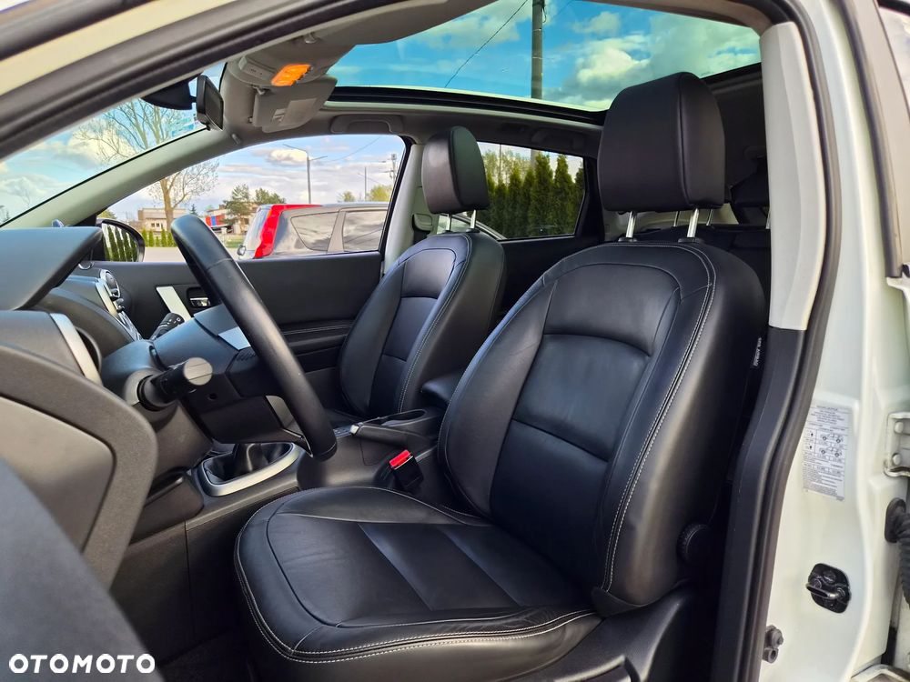 Nissan Qashqai 2.0 4x4 Tekna Premium - 7