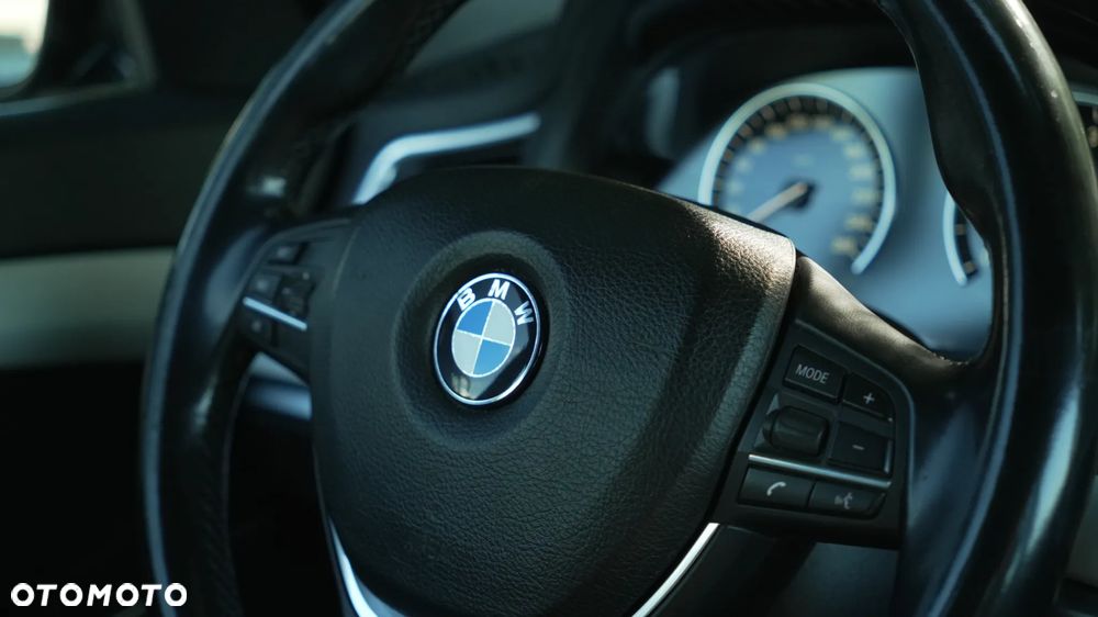 BMW 5GT 530d - 16