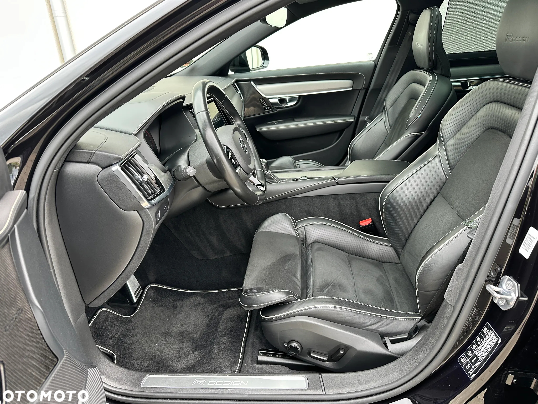 Volvo V90 D5 AWD Geartronic R Design - 7
