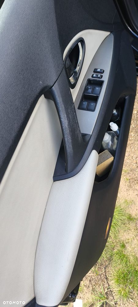 Toyota Avensis 2.0 D-4D 2010 - 10