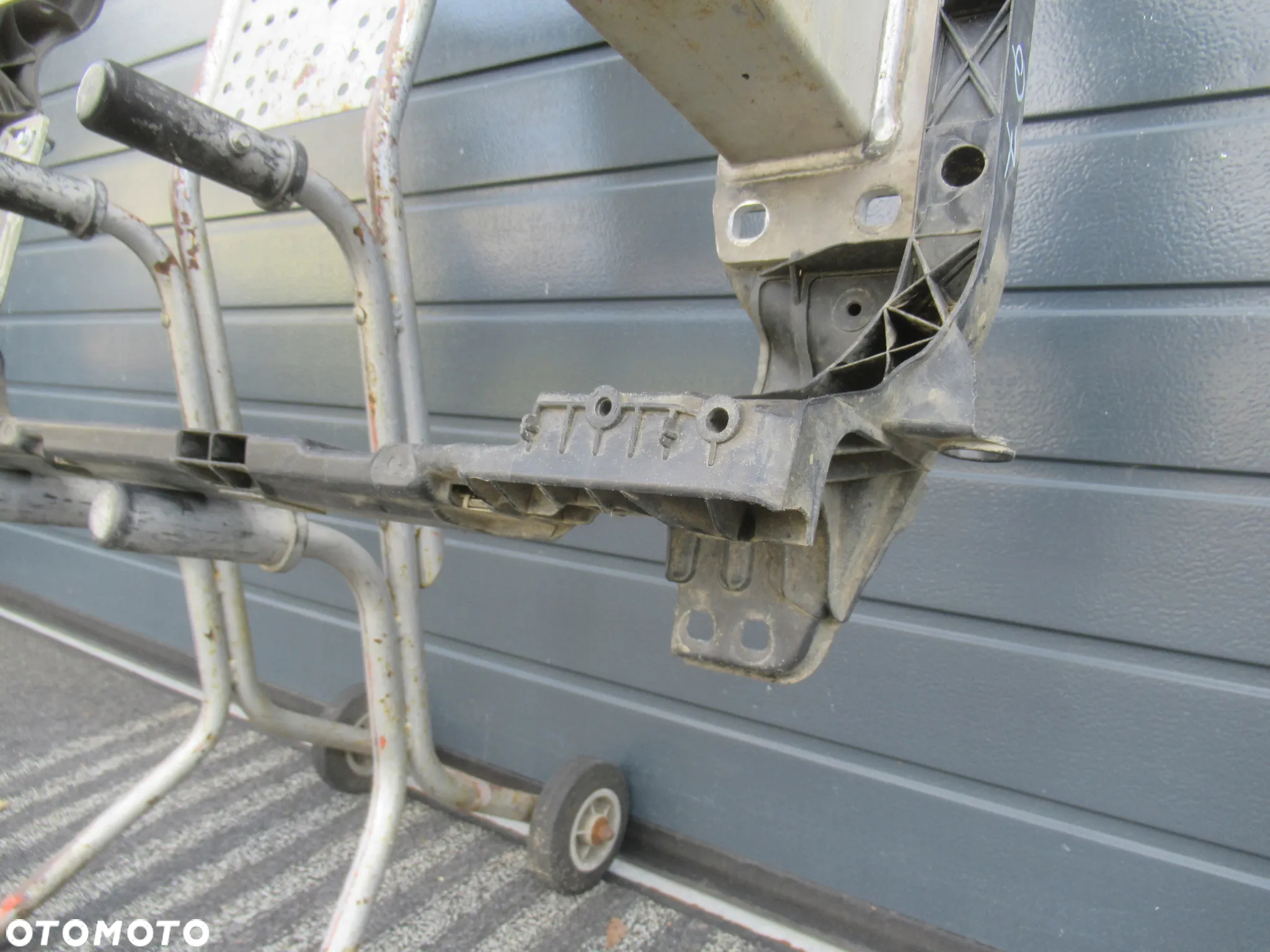BELKA PAS WZMOCNIENIE CZOŁOWE PRZEDNIE AUDI Q7 II LIFT 4M0 4M0805594 4M0807109C 2019 - 20