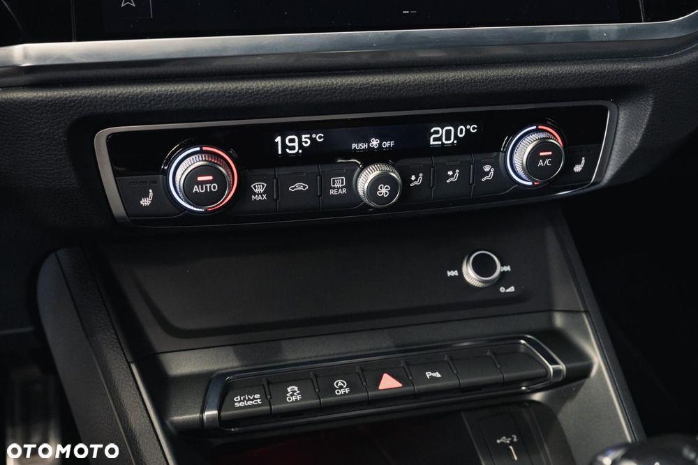 Audi RS Q3 Sportback - 24