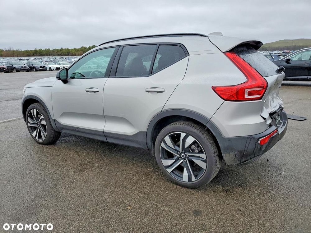 Volvo XC 40 ver-b4-ultra-black-edition - 3