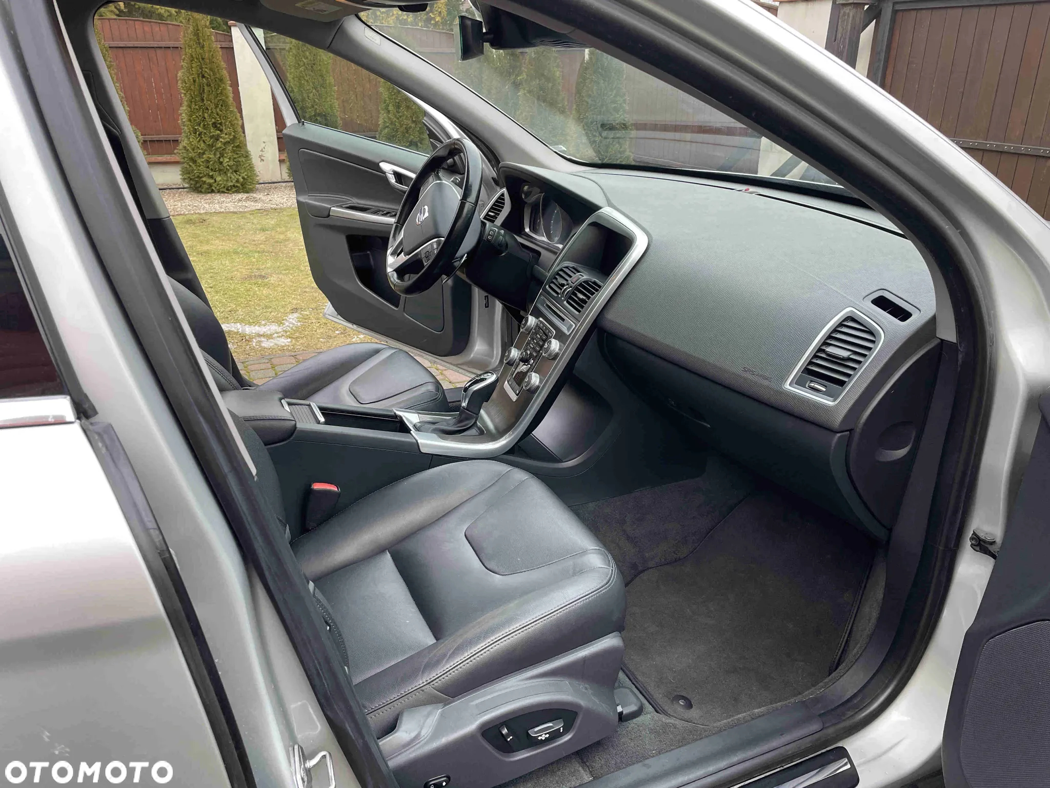 Volvo XC 60 - 8
