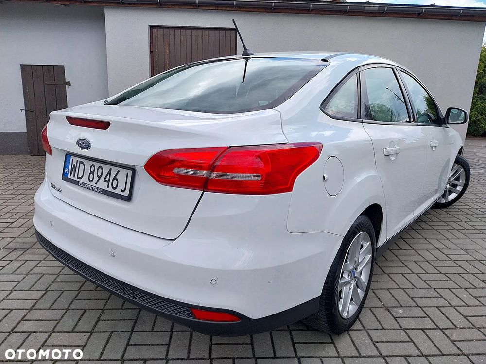 Ford Focus 1.6 Trend - 24