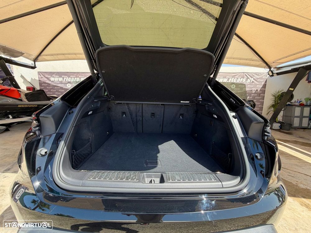 Porsche Macan Electric - 15