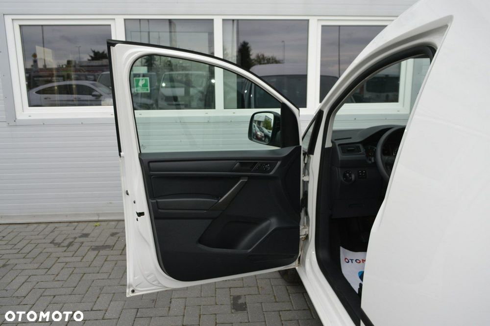 Volkswagen Caddy - 27