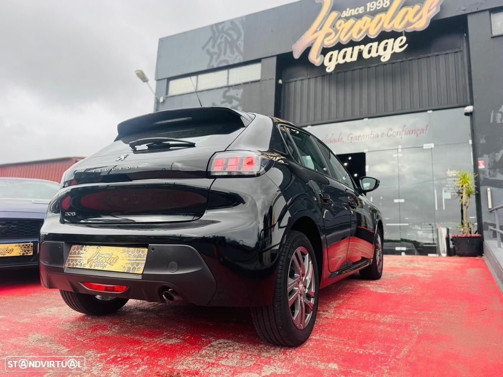 Peugeot 208 1.2 PureTech SE Style - 12
