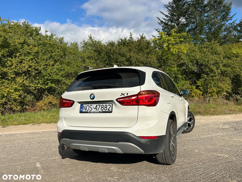 BMW X1 sDrive18d xLine - 14