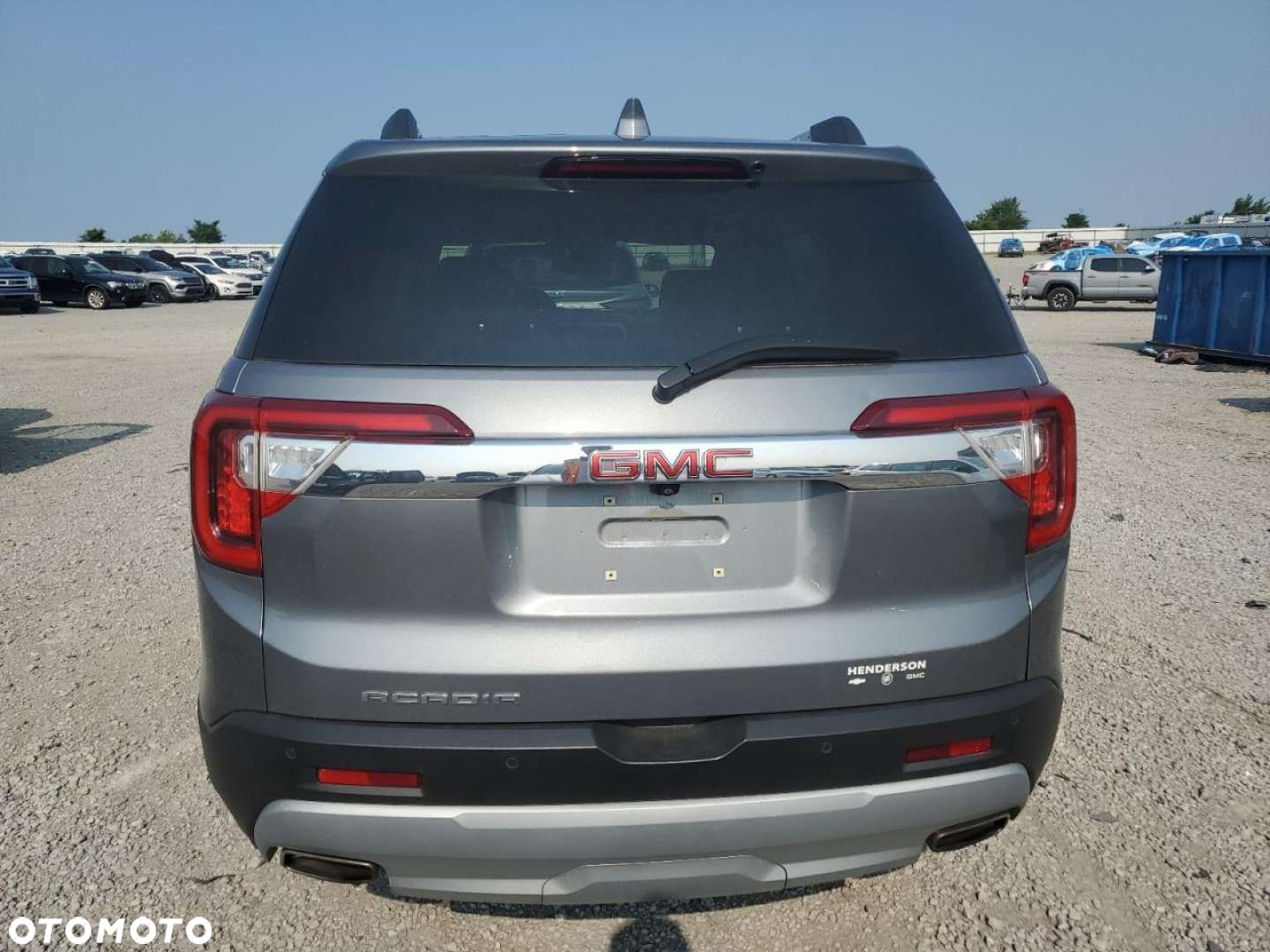 GMC Acadia - 3