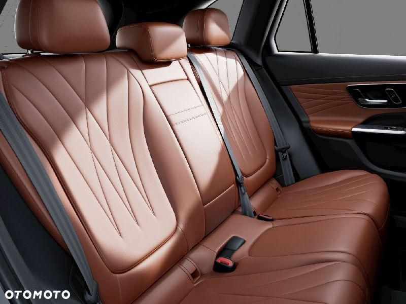 Mercedes-Benz GLC - 7