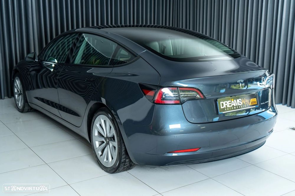 Tesla Model 3 Long Range AWD Dual Motor - 17