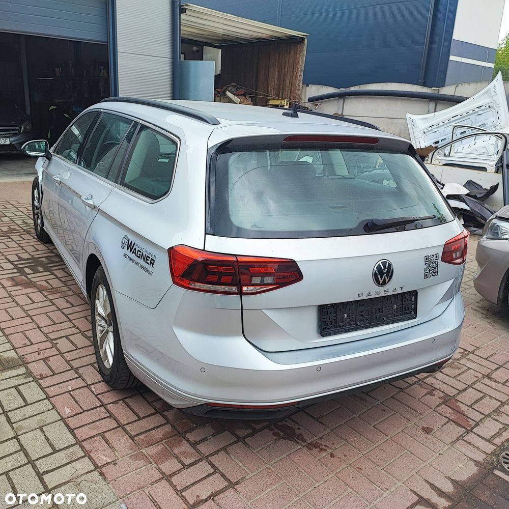 Volkswagen Passat 2.0 TDI SCR DSG - 7