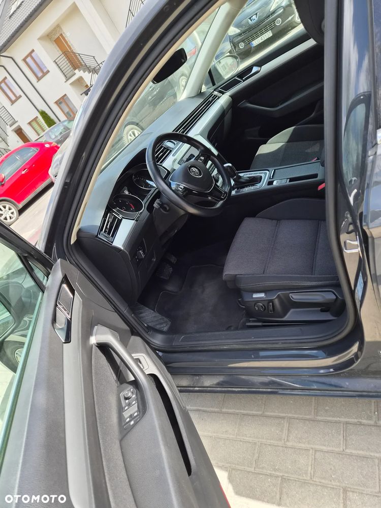Volkswagen Passat 2.0 TDI BMT Comfortline DSG - 13