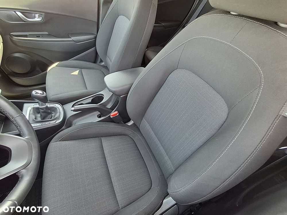 Hyundai Kona - 12