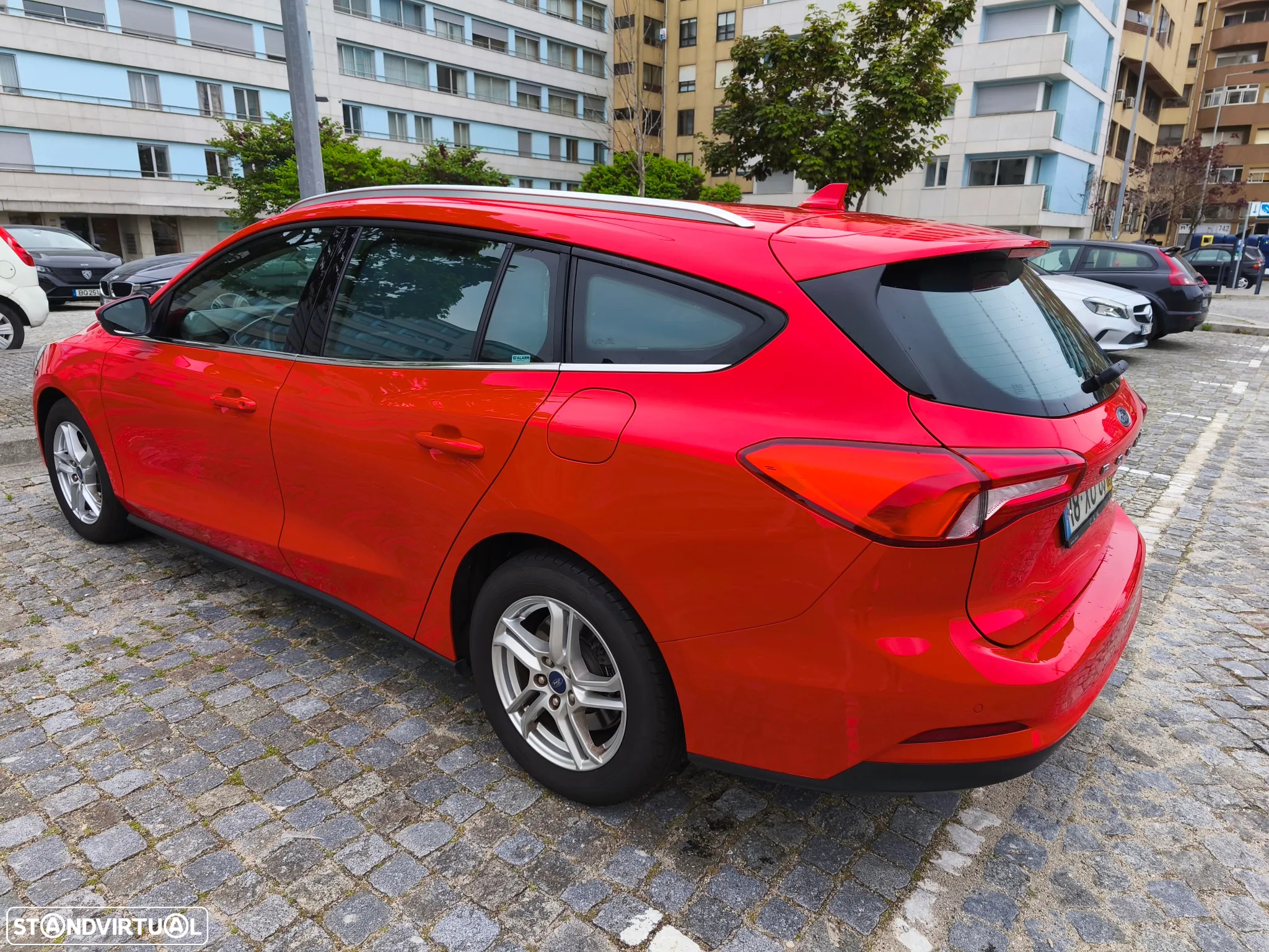 Ford Focus SW 1.5 TDCi EcoBlue Business - 4