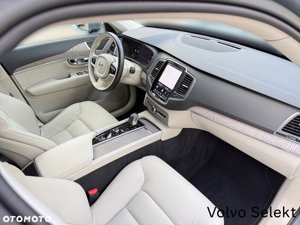 Volvo XC 90 - 30