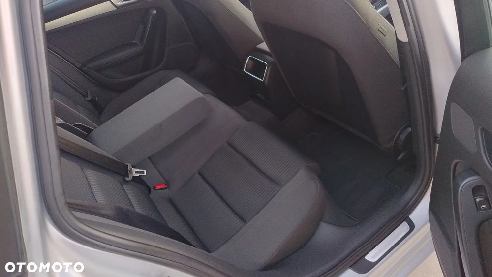 Audi A4 Avant 2.0 TDI DPF multitronic Ambiente - 18