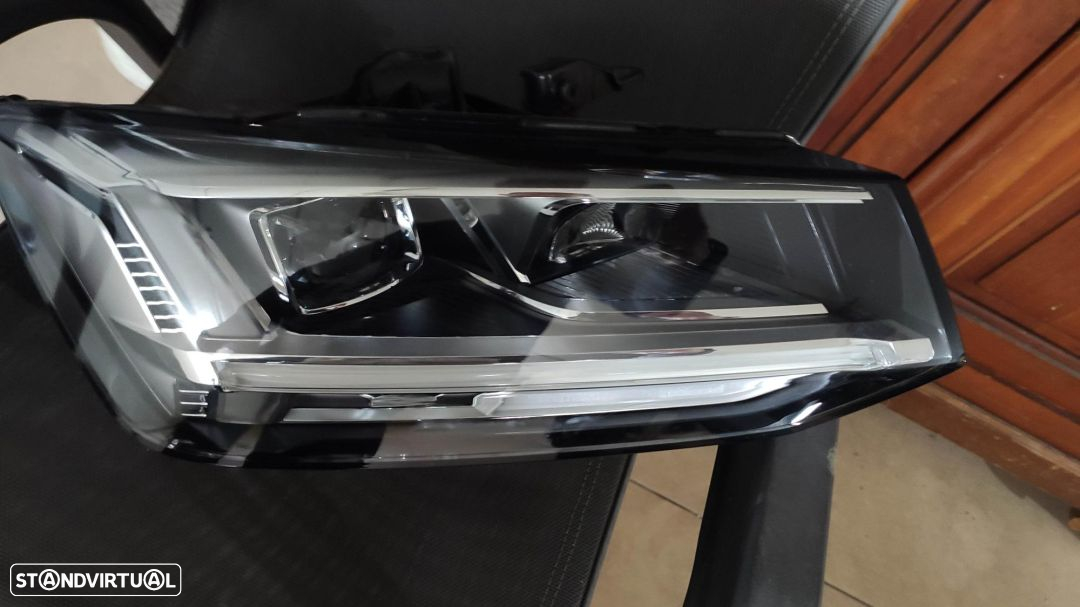 farol direito full Led Audi Q2 - 3