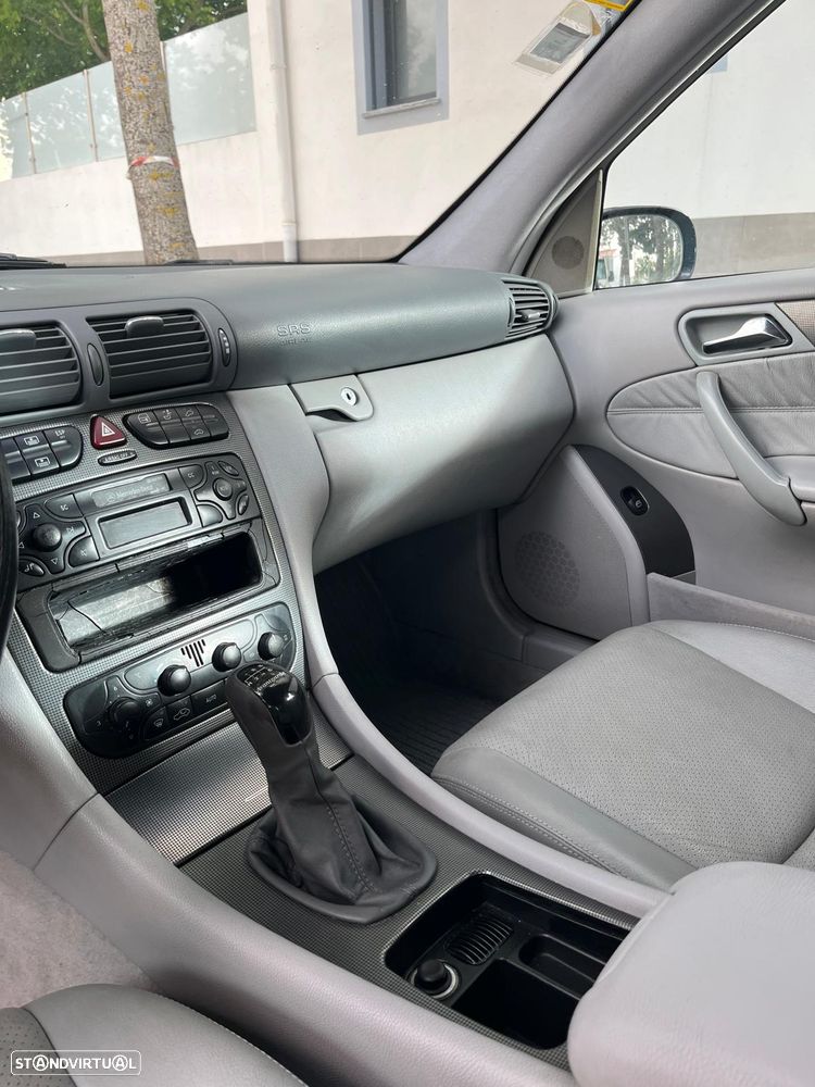Mercedes-Benz C 220 CDi Avantgarde - 11