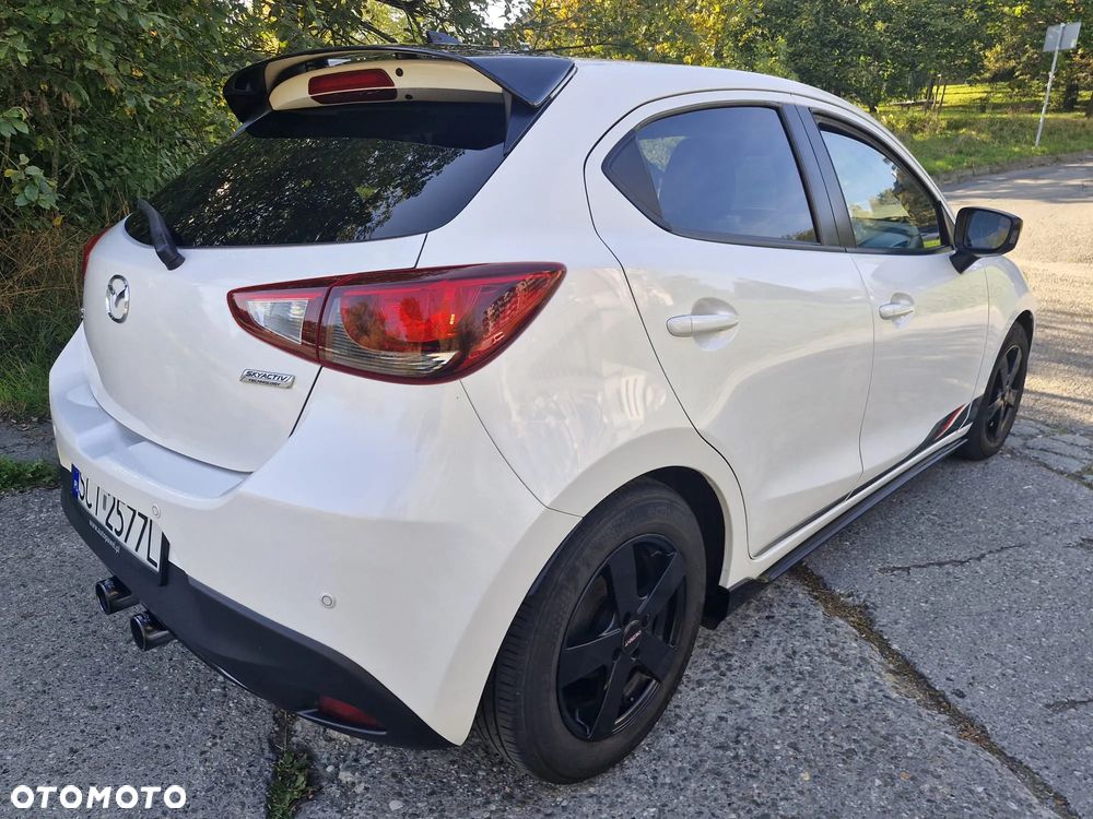 Mazda 2 - 6