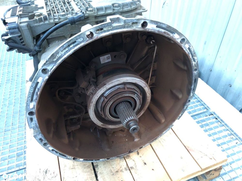 SKRZYNIA BIEGÓW  VOLVO FH II 2012 - 2022 500 368 kW [500 KM] 10x4/6 2017 AT2612E - 4