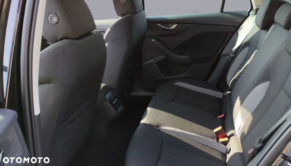 Skoda Kamiq 1.0 TSI Edition 130 DSG - 7