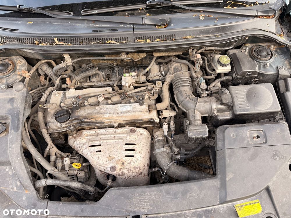 Toyota Avensis 2.0 VVT-i Sol - 10