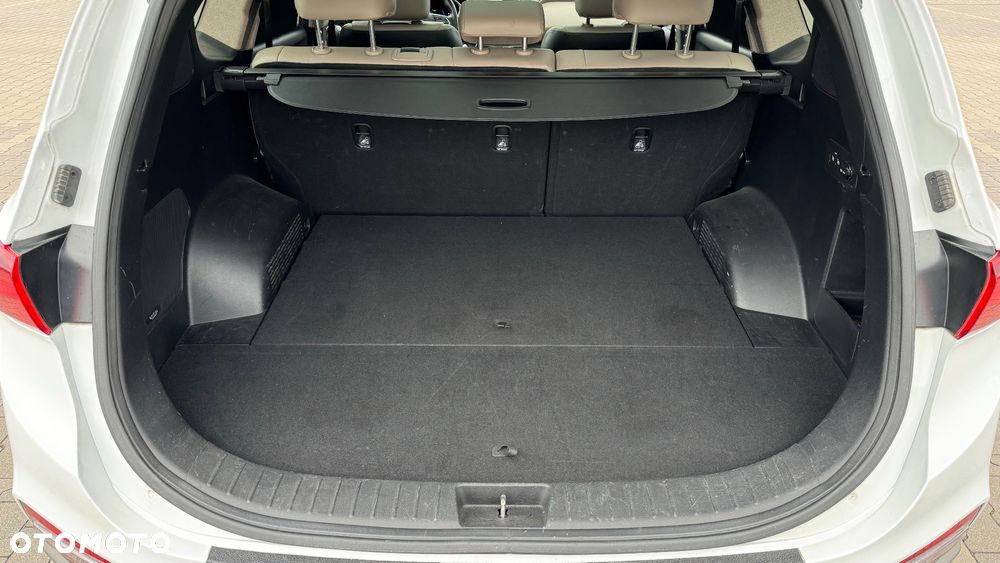 Hyundai Santa Fe - 11