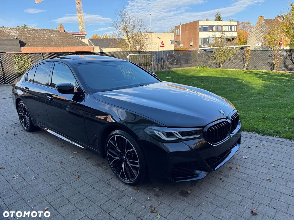 BMW Seria 5 530e xDrive M Sport sport - 1
