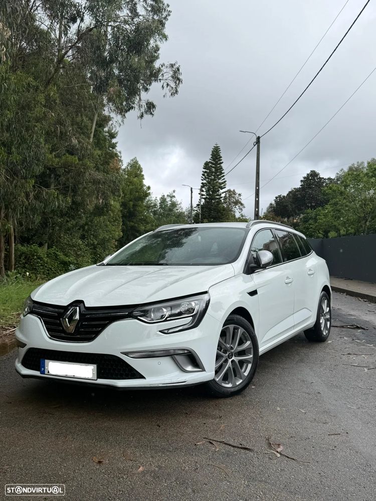 Renault Mégane Sport Tourer 1.3 TCe GT Line - 1