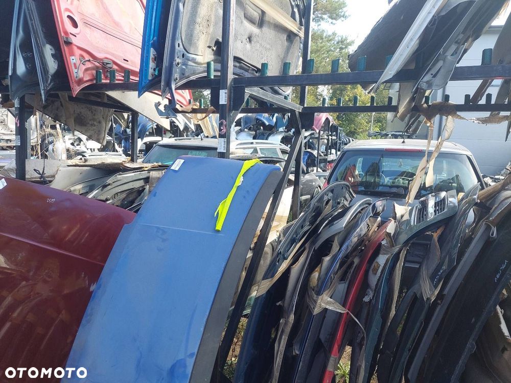 MASKA POKRYWA SILNIKA RENAULT TRAFIC I LIFT - 5