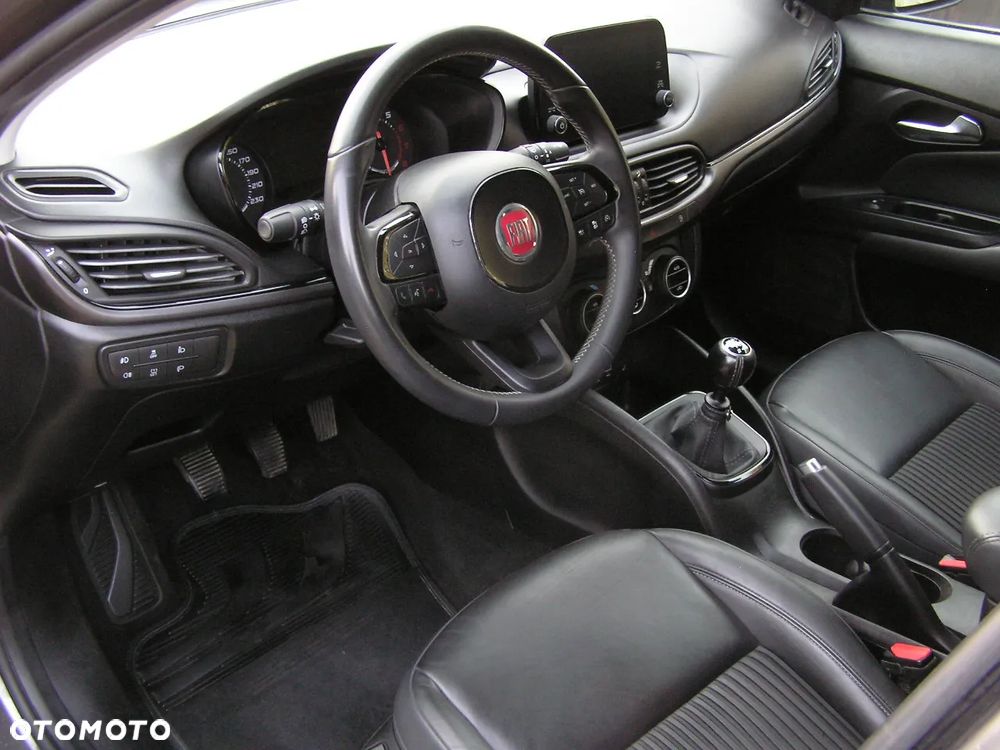 Fiat Tipo 1.4 T-Jet 16v S-Design - 14